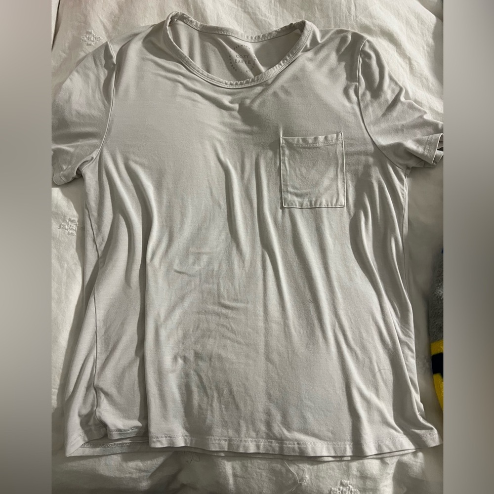 Cozy Earth White Premium Bamboo Clothing Pocket T-Shirt